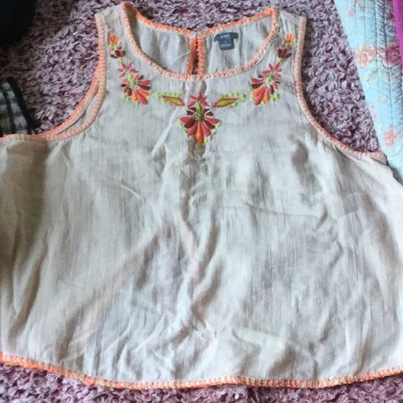 NWOT Aerie Embroidered Boho Top - Picture 3 of 9